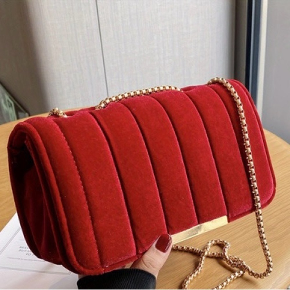 Vibrant Red Quilted Crossbody Bag with Chain Strap